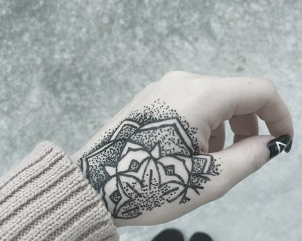 hand tattoo 713