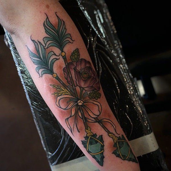 tatuaggio freccia 126