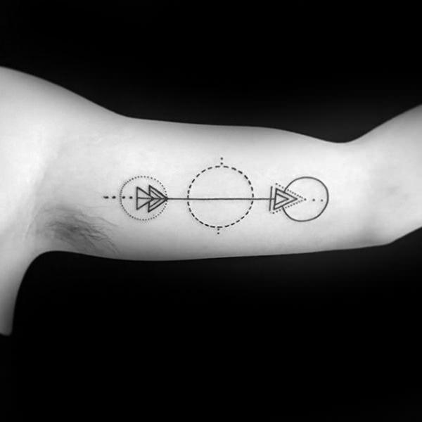 tatuaggio freccia 139