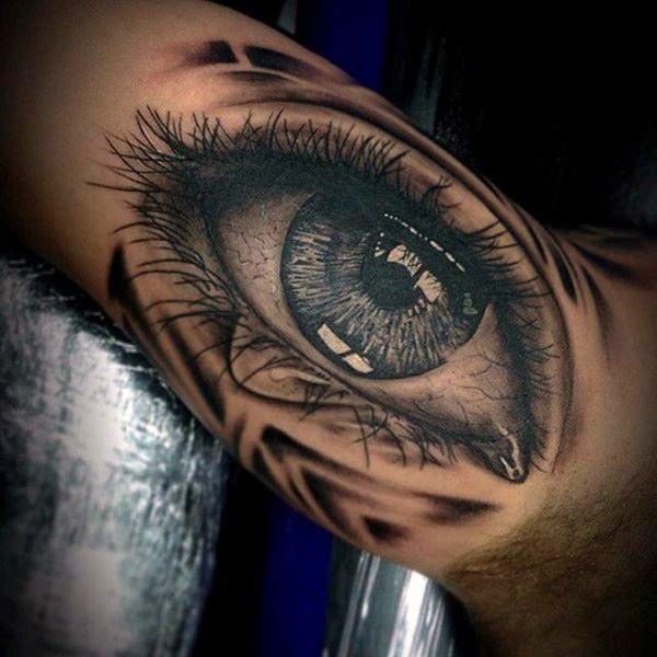 tatuaggio occhi 196