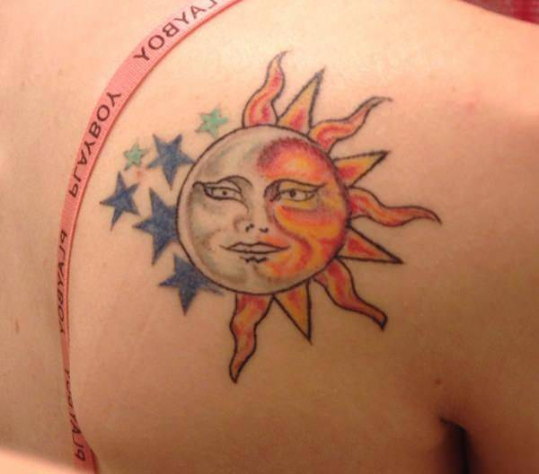 tatuaggio sole e luna 121