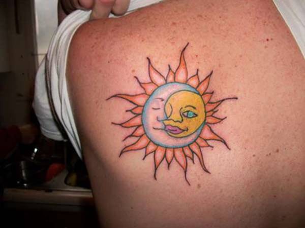 tatuaggio sole e luna 156