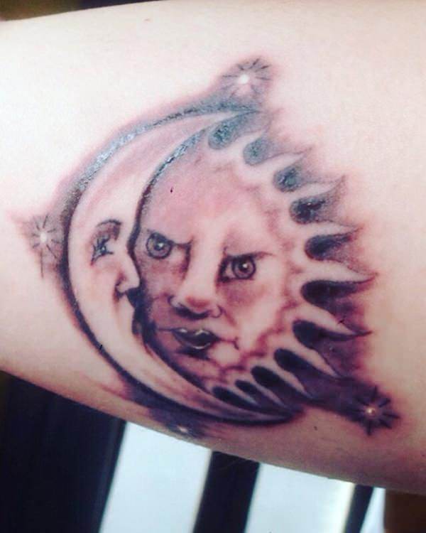 tatuaggio sole e luna 193