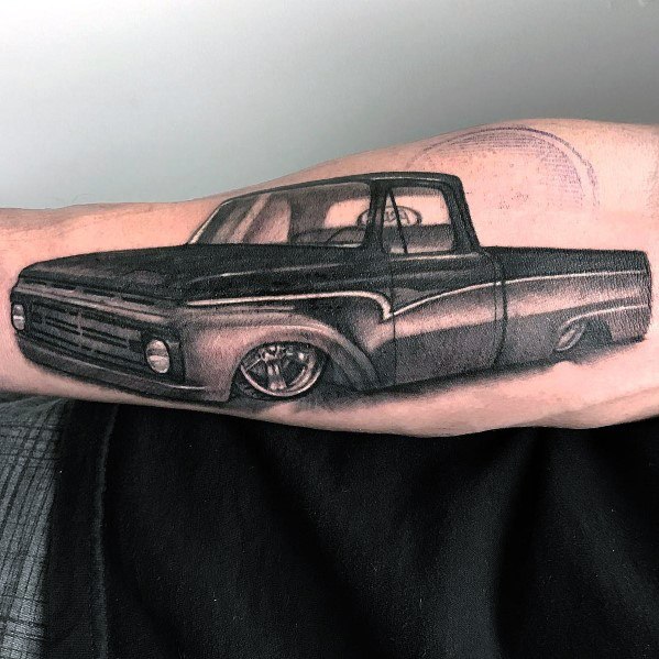 tatuaggio ford 46