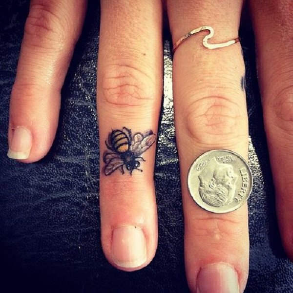 tatuaggio ape 324