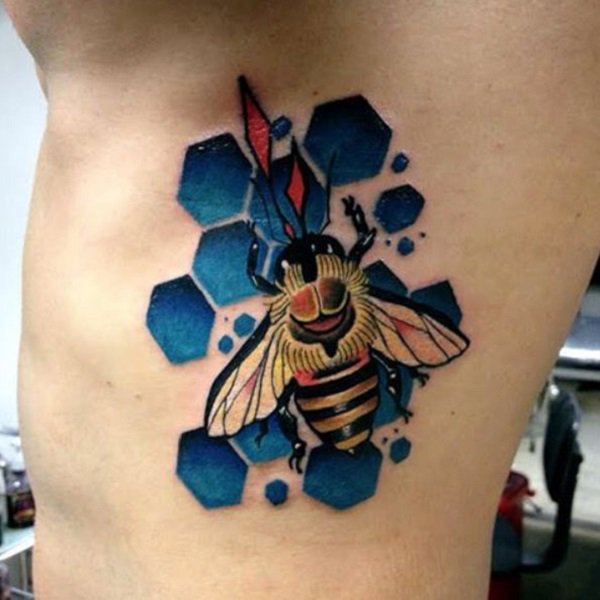 tatuaggio ape 376