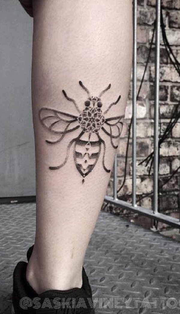 tatuaggio ape 402