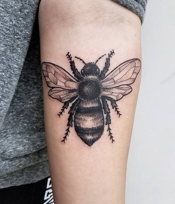 tatuaggio ape 701