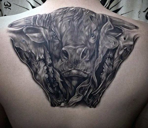 tatuaggio toro 506