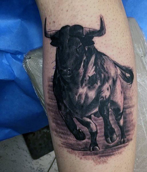 tatuaggio toro 623