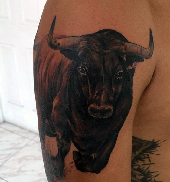 tatuaggio toro 779