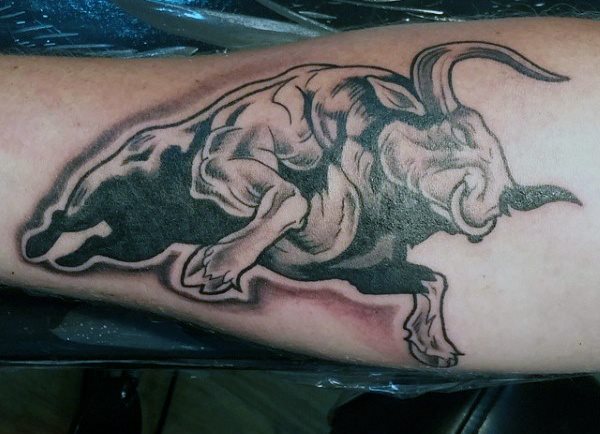 tatuaggio toro 792