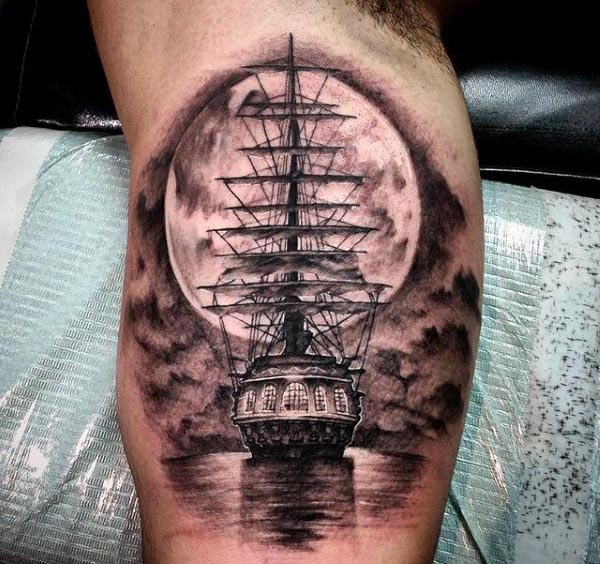 tatuaggio bicipite 361
