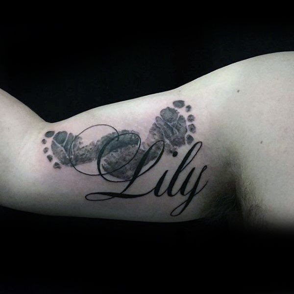 tatuaggio bicipite 465