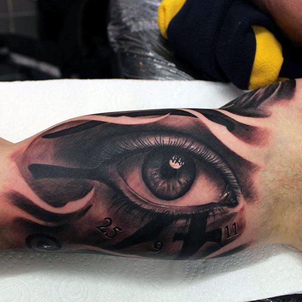 tatuaggio bicipite 505