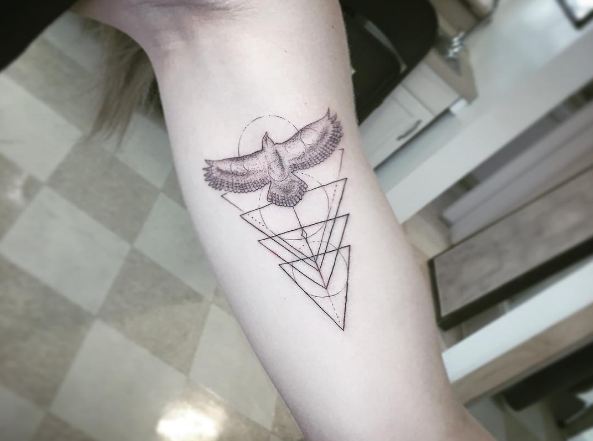 tatuaggio bicipite 525