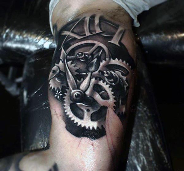 tatuaggio bicipite 97