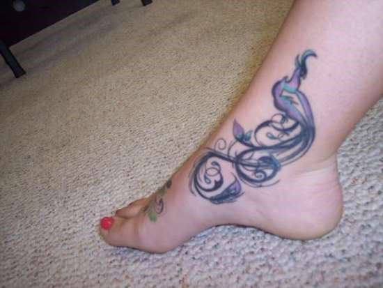 tatuaggio caviglia 685
