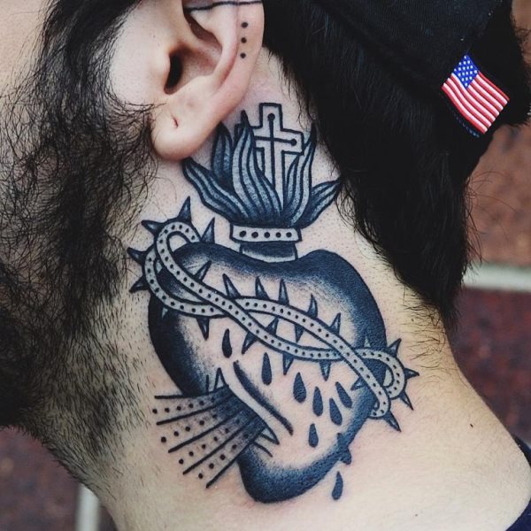 tatuaggio collo 537