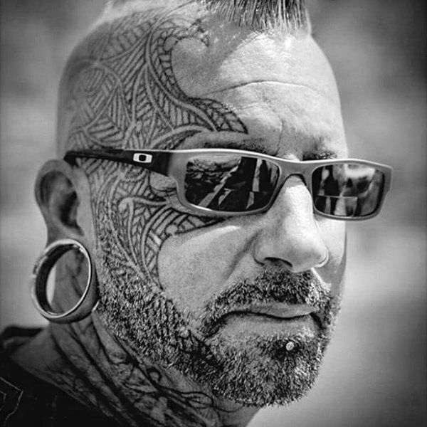 tatuaggio faccia 433