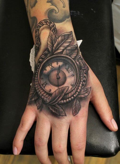 tatuaggio mano 1145