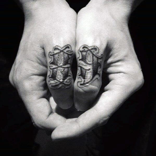 tatuaggio mano 305