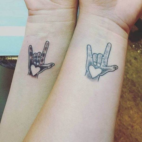 tatuaggio per sorelle 1077