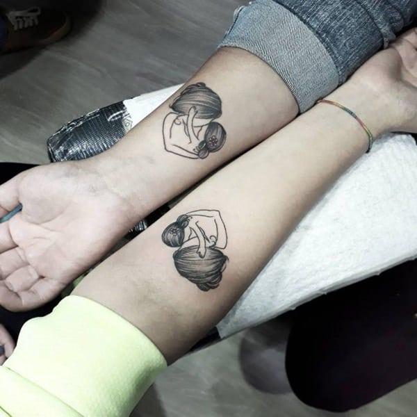 tatuaggio per sorelle 437