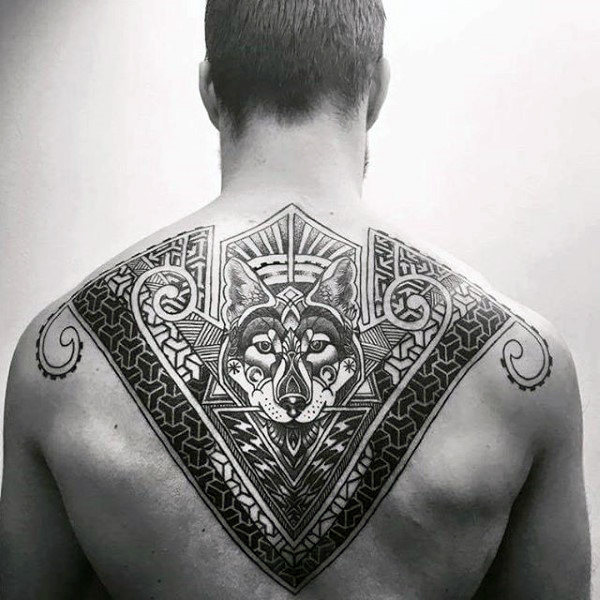 tatuaggio schiena 1045