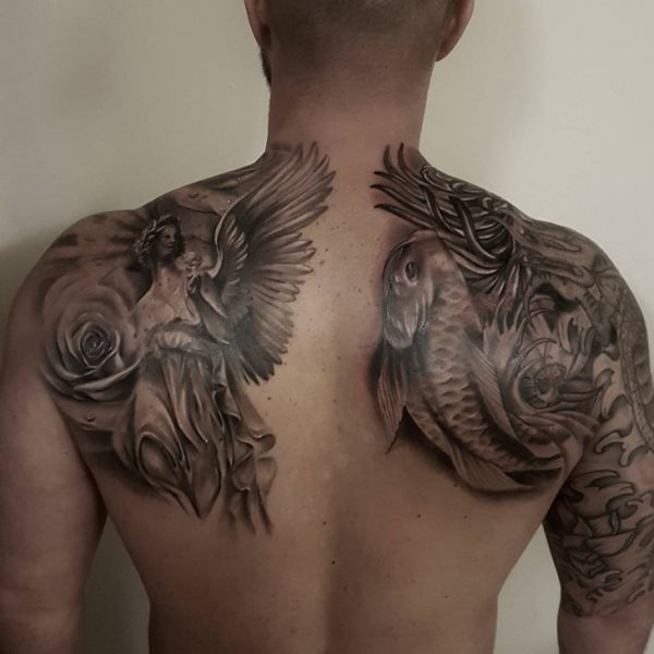 tatuaggio schiena 29