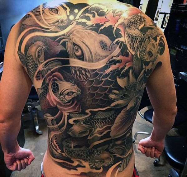 tatuaggio schiena 393