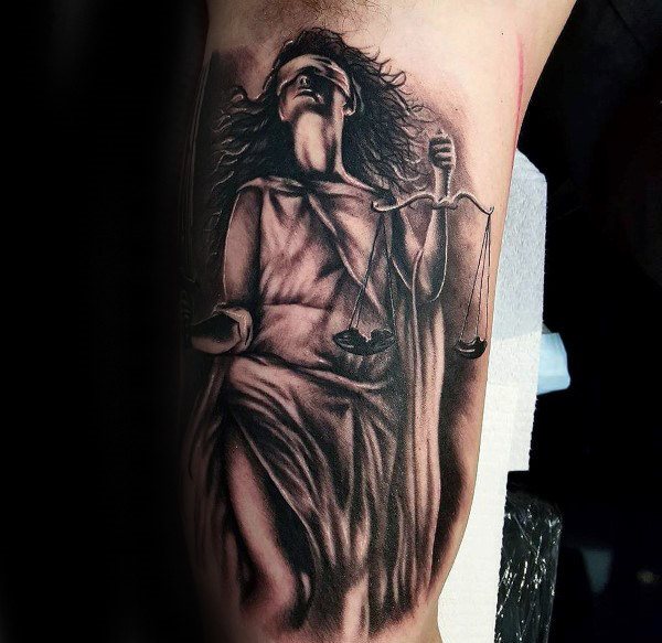 tatuaggio Iustitia giustizia 62