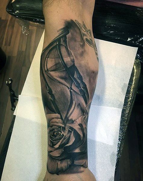 tatuaggio clessidra 166