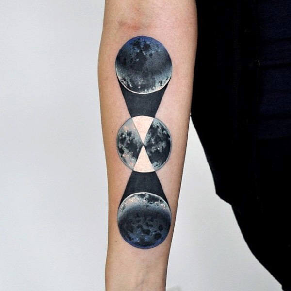 tatuaggio fasi lunari 135