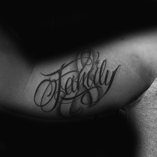 tatuaggio nastro contro cancro 24
