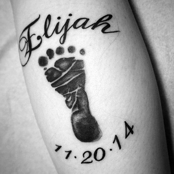 tatuaggio nome figlio bambino 26