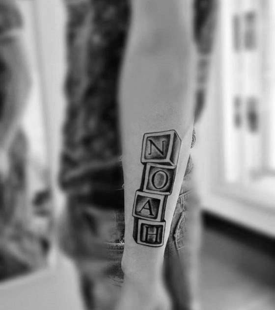 tatuaggio nome figlio bambino 38