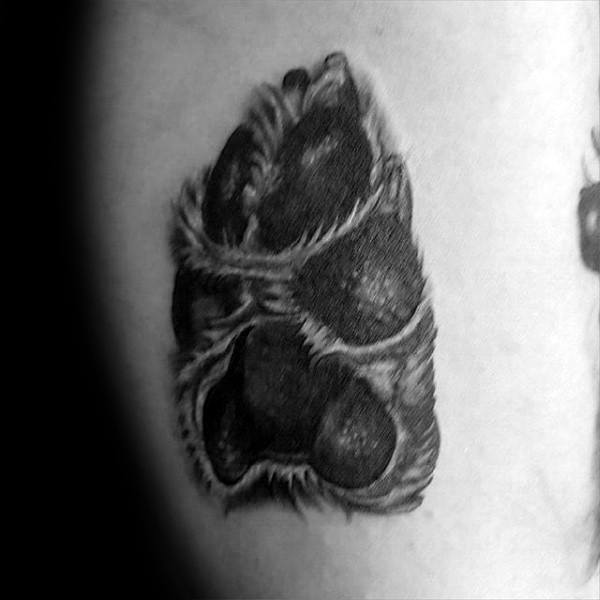 tatuaggio orma impronta cane 102