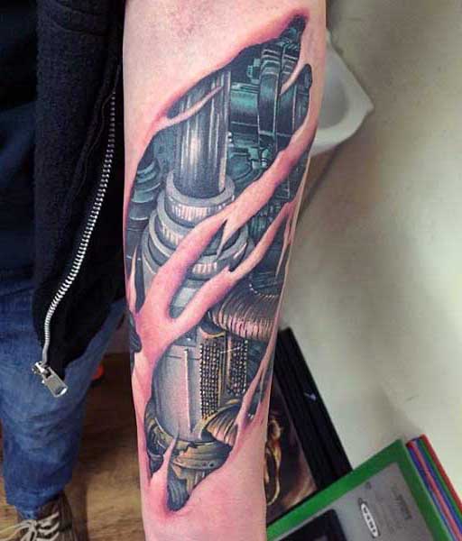 tatuaggio pelle strappata 46