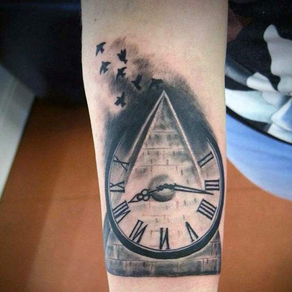 tatuaggio piramide egitto 11