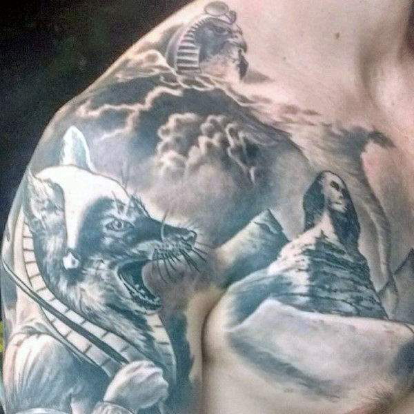 tatuaggio piramide egitto 137