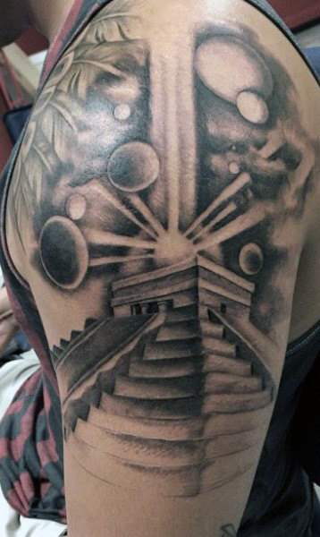 tatuaggio piramide egitto 164