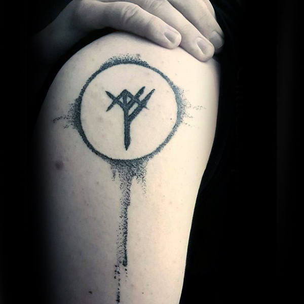 tatuaggio rune 147