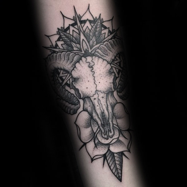tatuaggio segno ariete 132