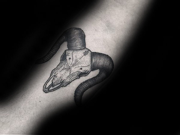 tatuaggio segno ariete 177
