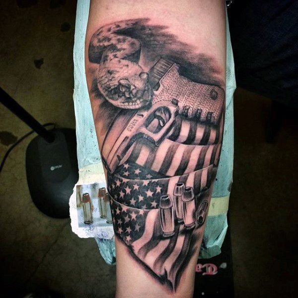 tatuaggio pistola 24