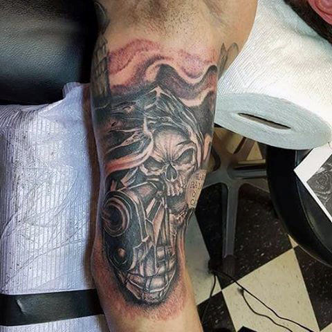 tatuaggio pistola 78