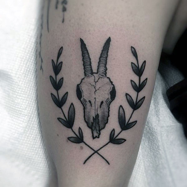 tatuaggio segno capricorno 21