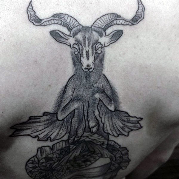 tatuaggio segno capricorno 27