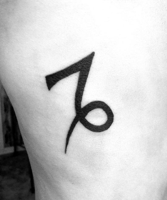 tatuaggio segno capricorno 54